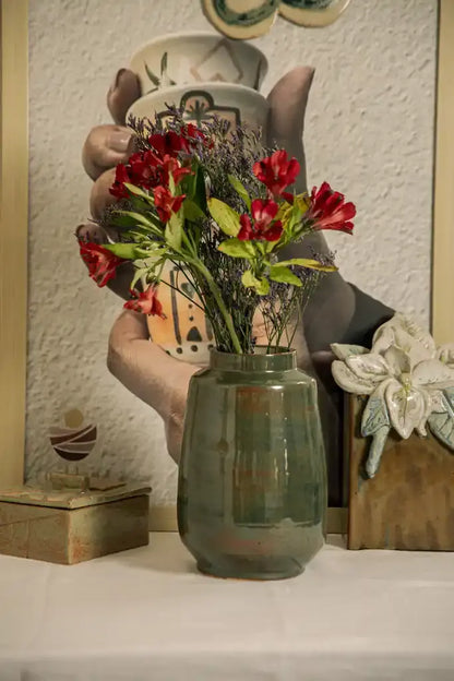 Canister Vase collection